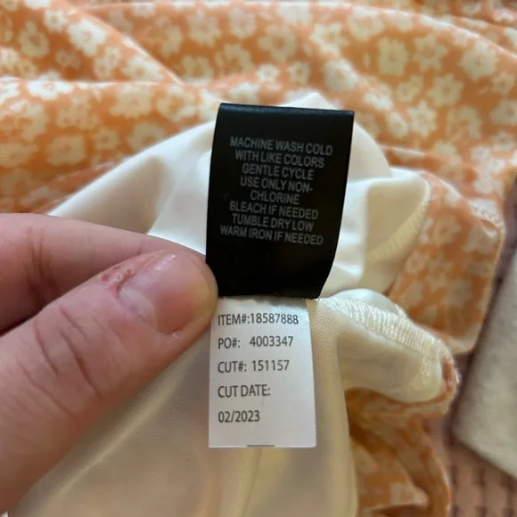 Torrid Peach Floral Blouse - Picture 5 of 5